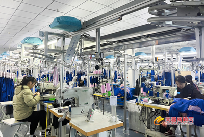 服飾外貿(mào)訂單火爆，中國(guó)制造引領(lǐng)全球時(shí)尚潮流