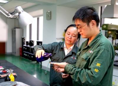 擇一事,愛一生,他們用實(shí)際行動(dòng)告訴你&ldquo;工匠精神&rdquo;的意義叫堅(jiān)守。